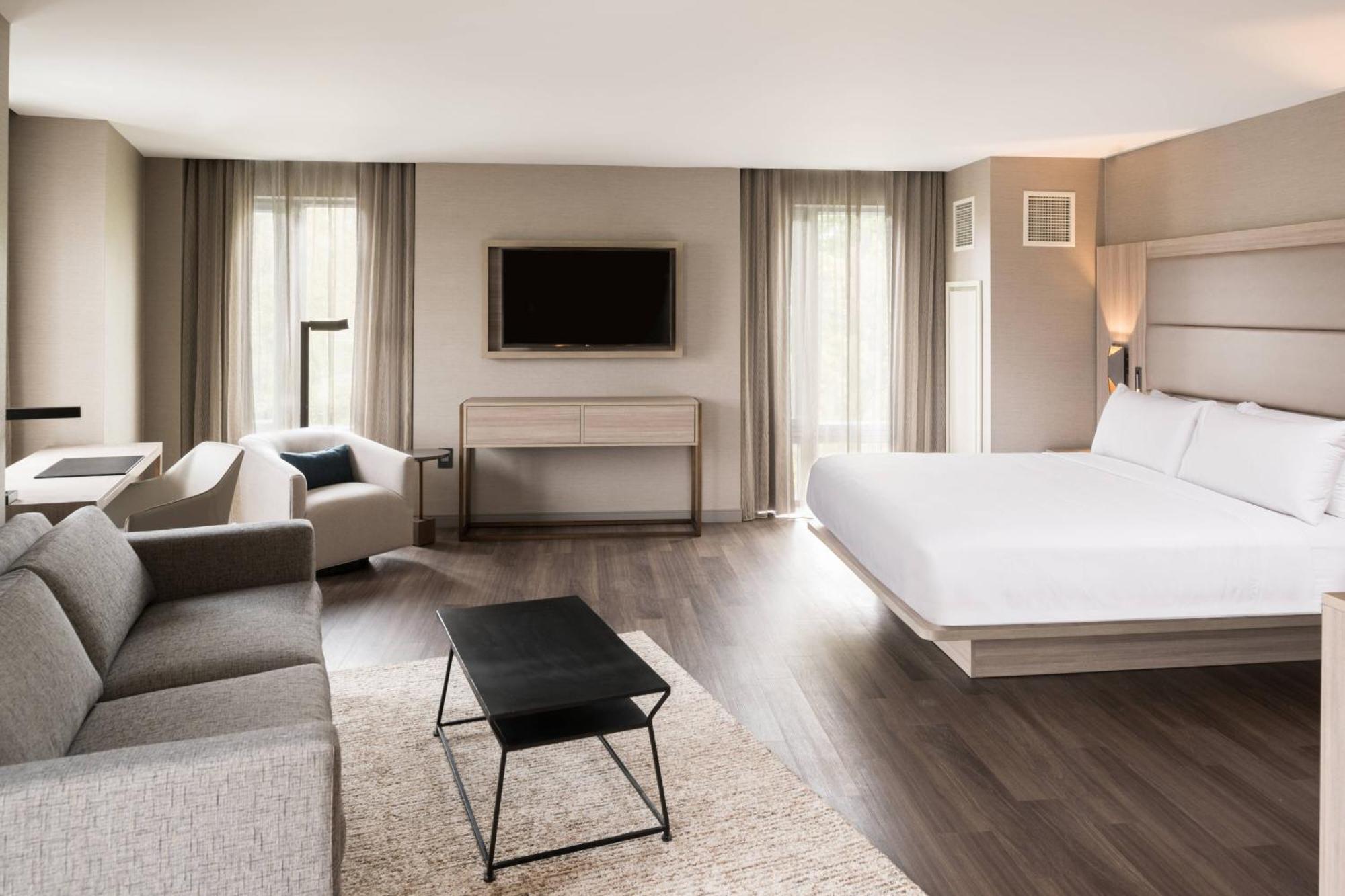 Ac Hotel By Marriott Boston Cleveland Circle מראה חיצוני תמונה